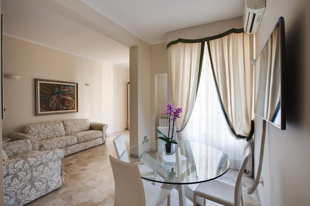 Kometa Suites & Apartments Φλωρεντία Δωμάτιο φωτογραφία